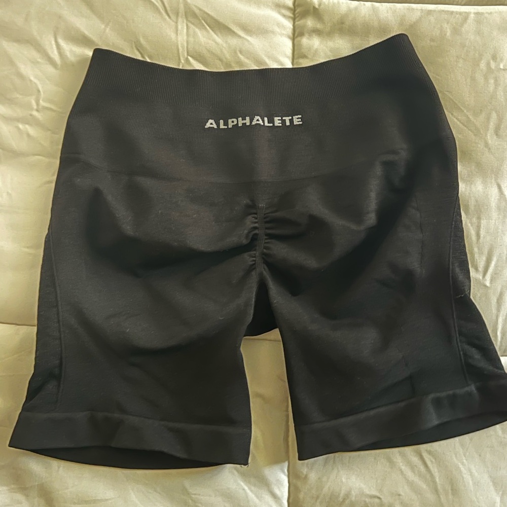 Alphalete Black shorts - Medium